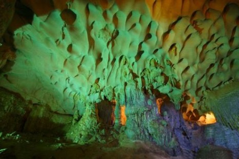 Tour Sài Gòn - Miền Tây - Miền Trung - Miền Bắc (Sapa) 18 Ngày 17 Đêm
